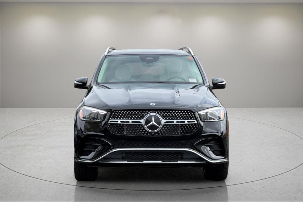 new 2026 Mercedes-Benz GLE 450 car, priced at $79,685