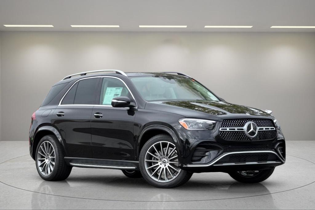 new 2026 Mercedes-Benz GLE 450 car, priced at $79,685