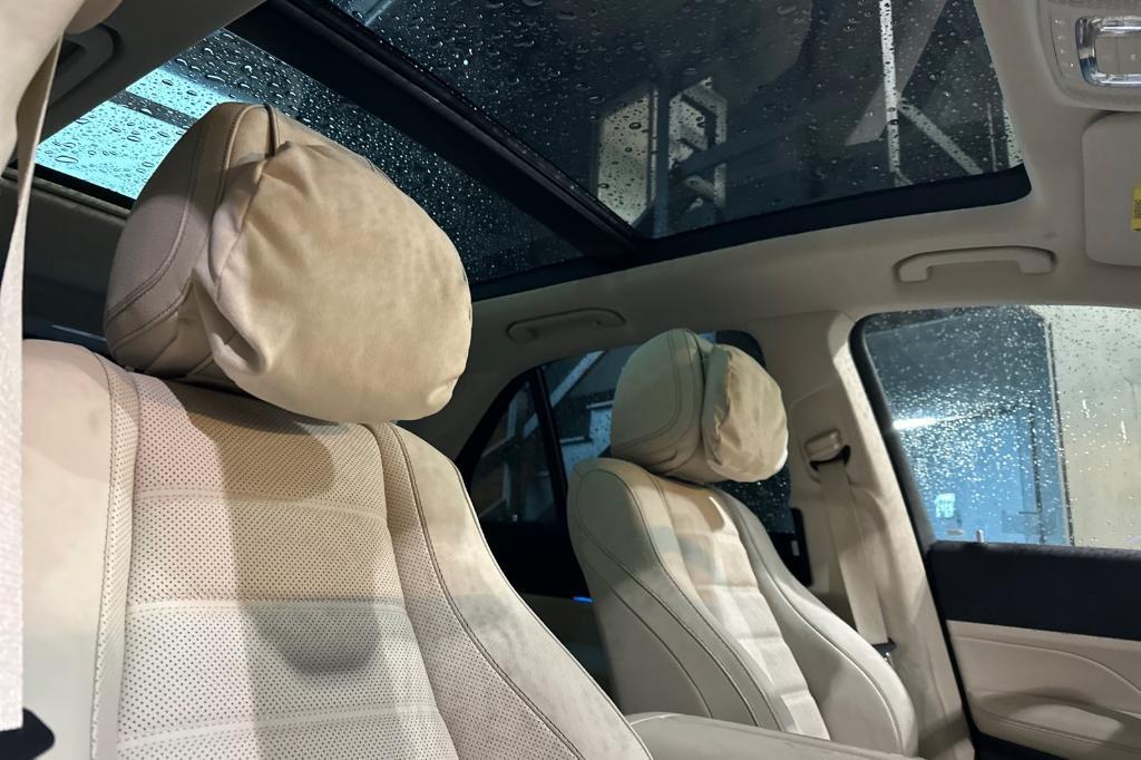 new 2025 Mercedes-Benz GLE 350 car, priced at $90,245