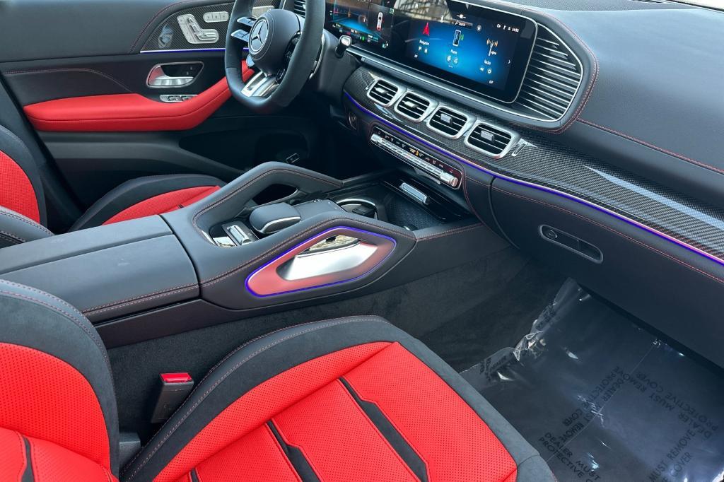 new 2025 Mercedes-Benz AMG GLE 53 car, priced at $109,195
