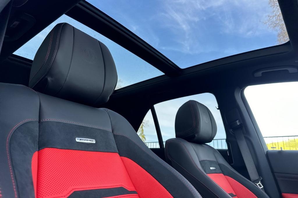 new 2025 Mercedes-Benz AMG GLE 53 car, priced at $109,195