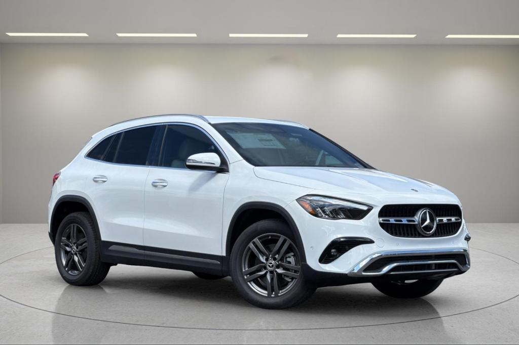 new 2025 Mercedes-Benz GLA 250 car, priced at $45,845