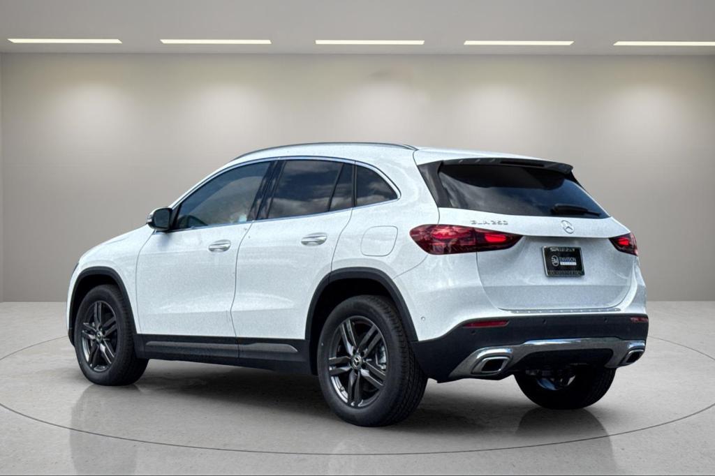 new 2025 Mercedes-Benz GLA 250 car, priced at $45,845