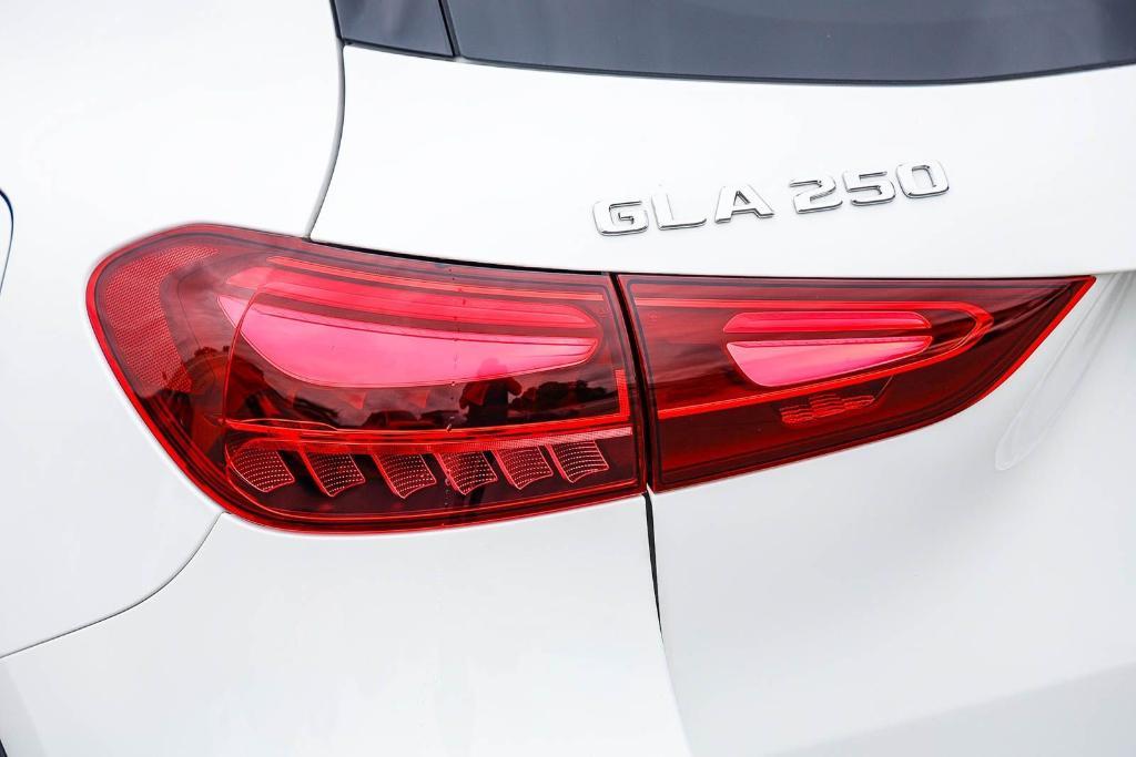 used 2025 Mercedes-Benz GLA 250 car, priced at $37,490