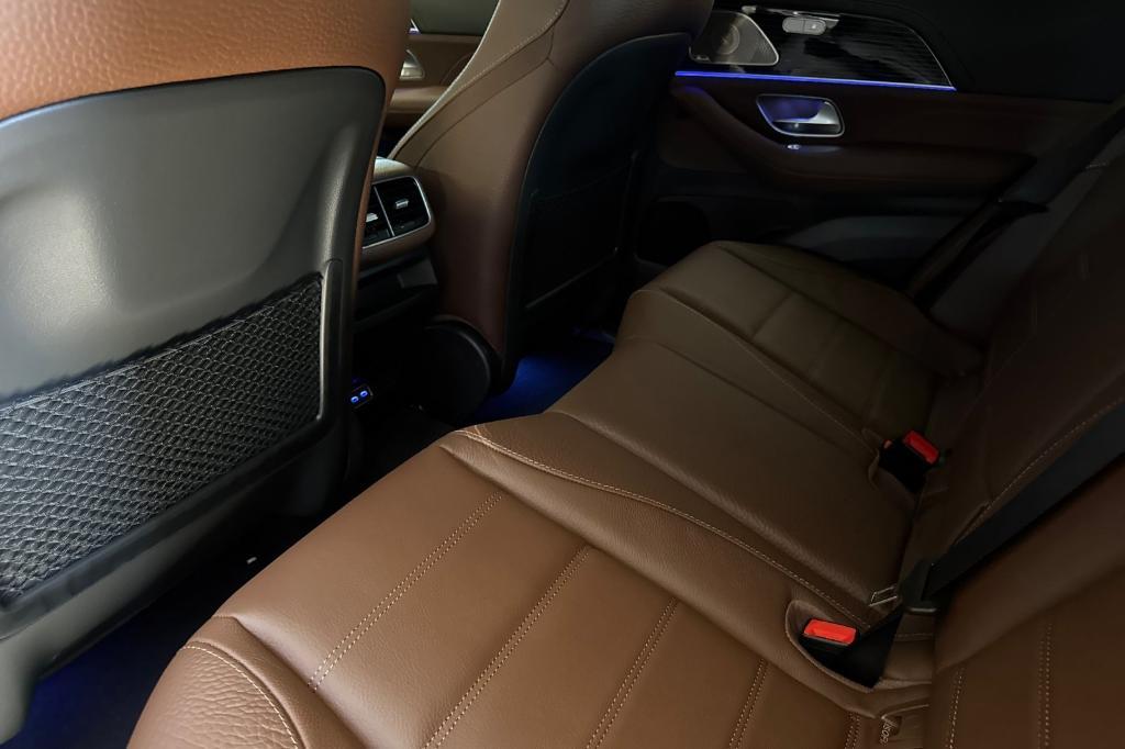 new 2026 Mercedes-Benz GLE 450 car, priced at $93,360