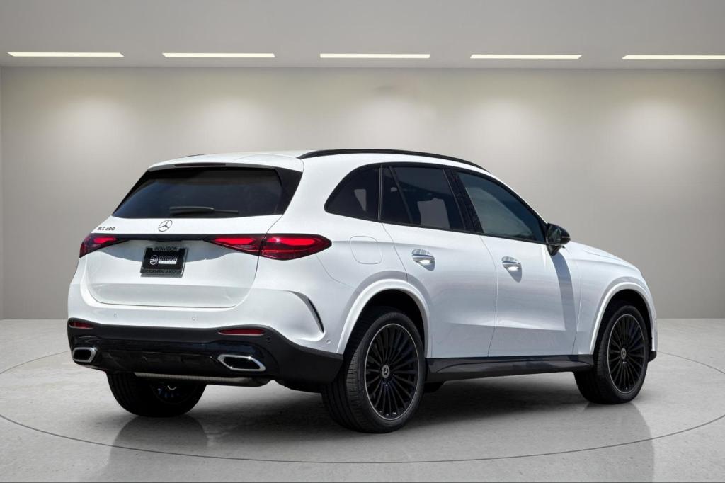 new 2025 Mercedes-Benz GLC 300 car, priced at $56,155