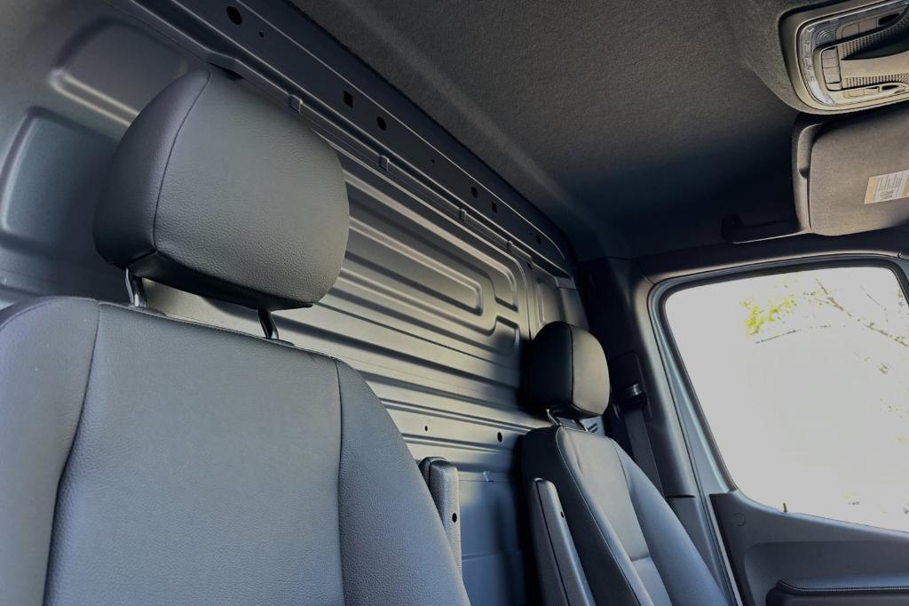 new 2024 Mercedes-Benz Sprinter 2500 car, priced at $65,724