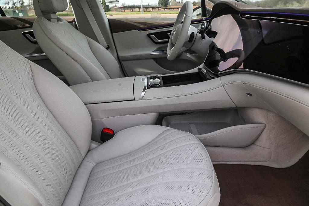 new 2024 Mercedes-Benz EQE 500 car, priced at $94,895