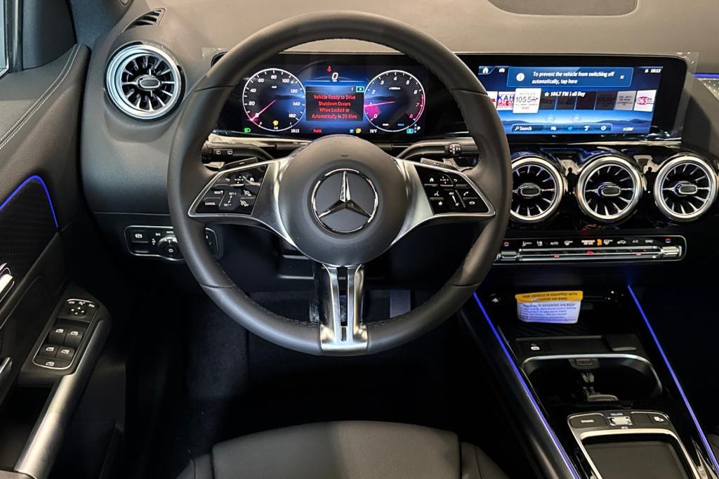 new 2025 Mercedes-Benz GLA 250 car, priced at $46,205
