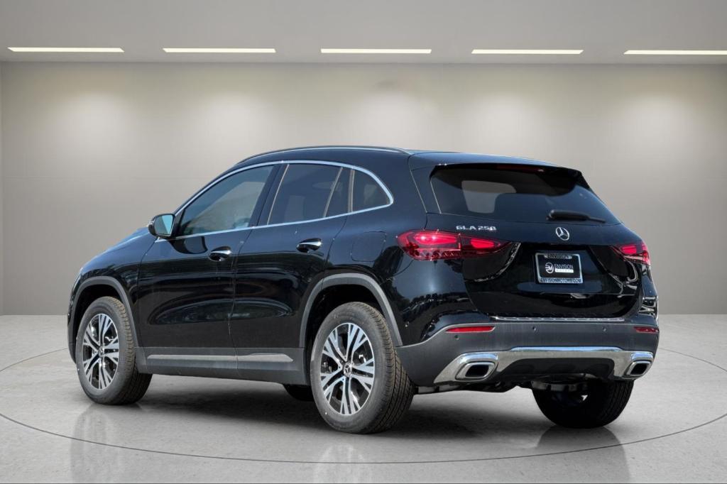new 2025 Mercedes-Benz GLA 250 car, priced at $46,205