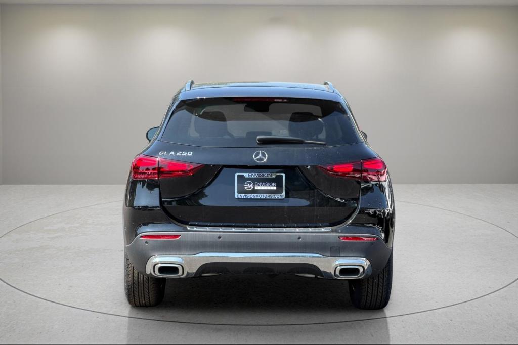 new 2025 Mercedes-Benz GLA 250 car, priced at $46,205