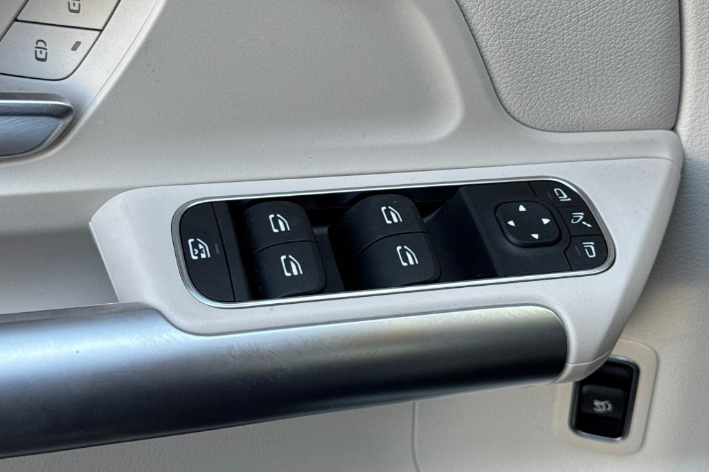 used 2025 Mercedes-Benz GLA 250 car, priced at $32,490