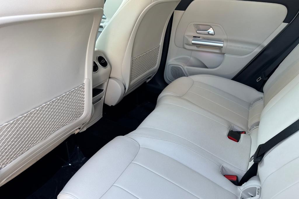 used 2025 Mercedes-Benz GLA 250 car, priced at $32,490