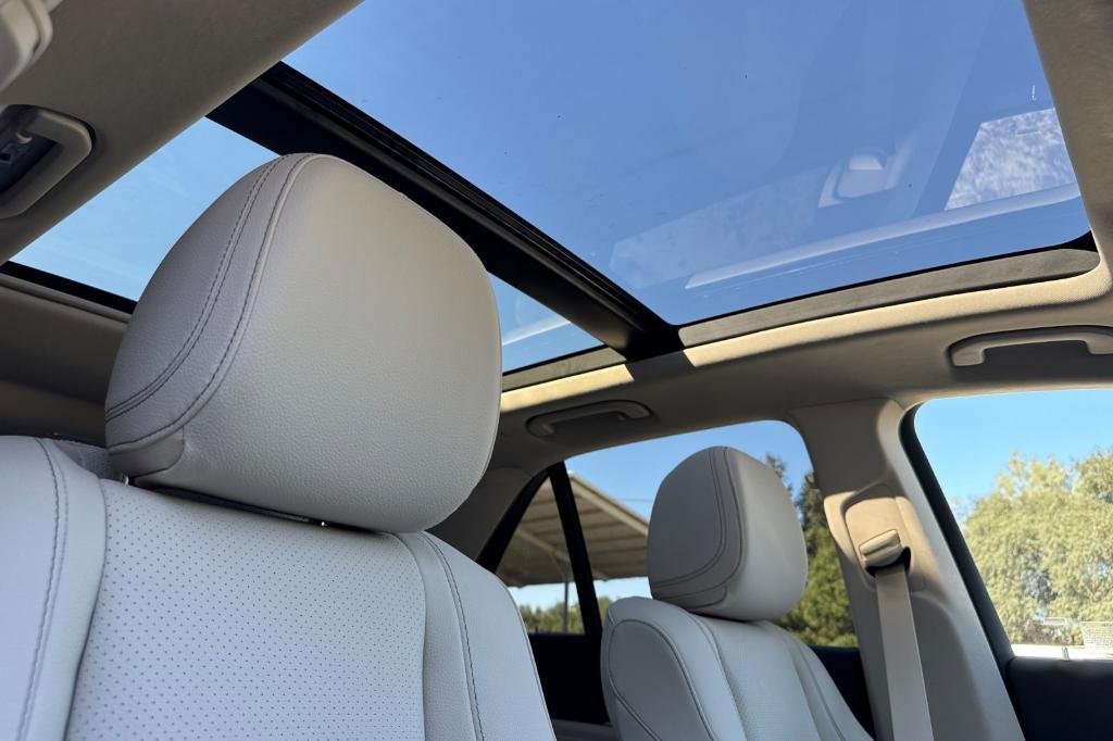 new 2026 Mercedes-Benz GLE 450 car, priced at $80,385