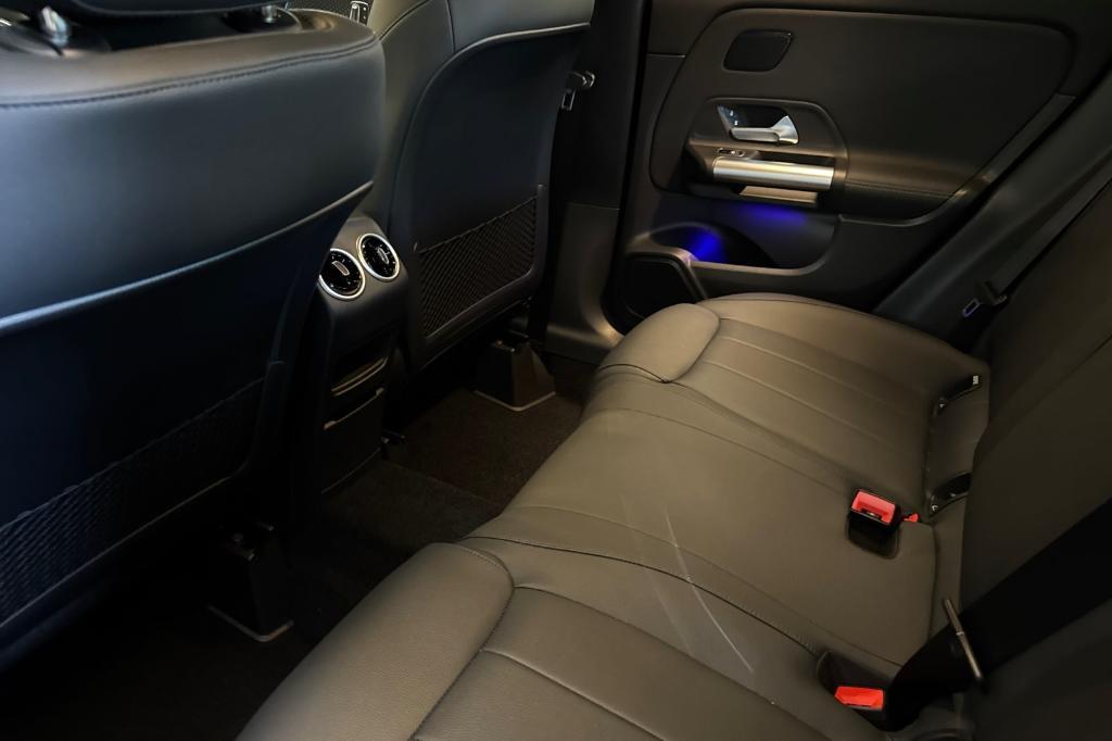 new 2025 Mercedes-Benz GLA 250 car, priced at $45,845