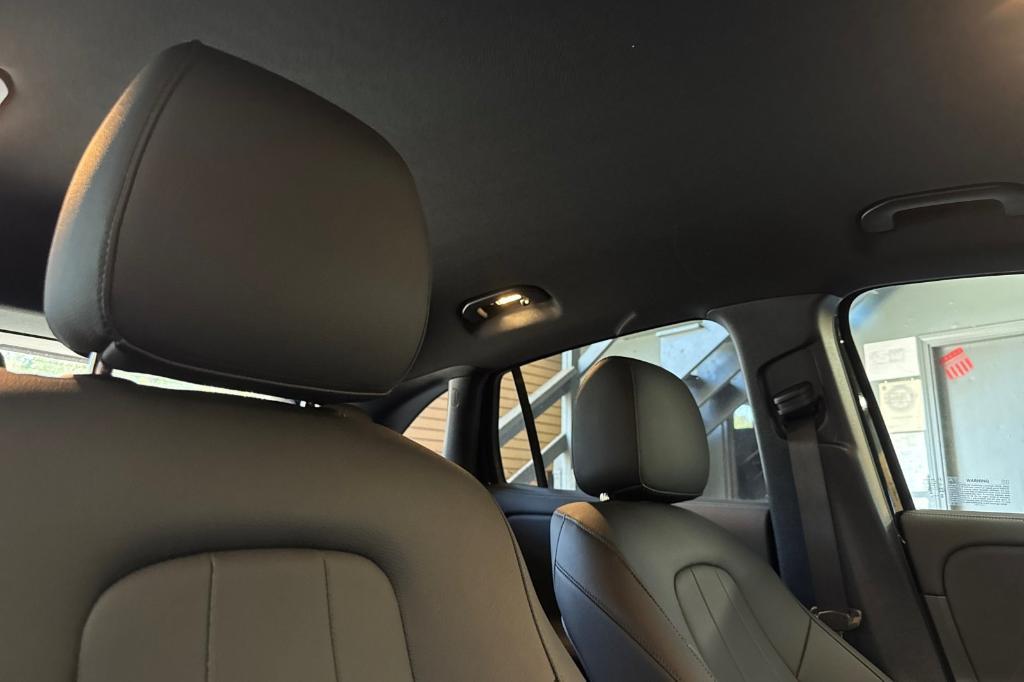 new 2025 Mercedes-Benz GLA 250 car, priced at $45,845