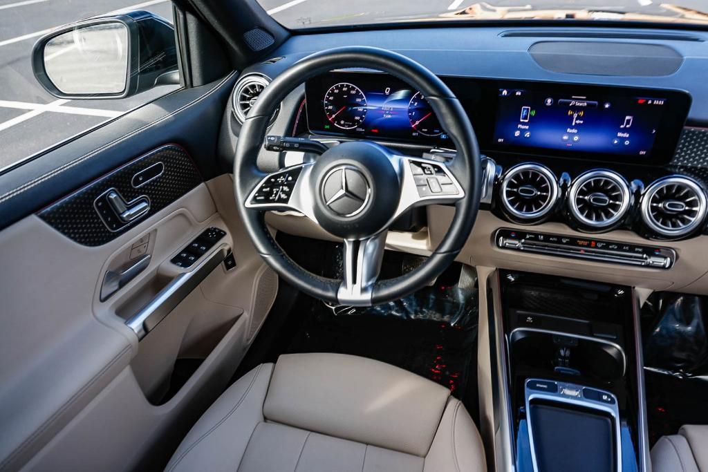 used 2025 Mercedes-Benz GLB 250 car, priced at $35,490