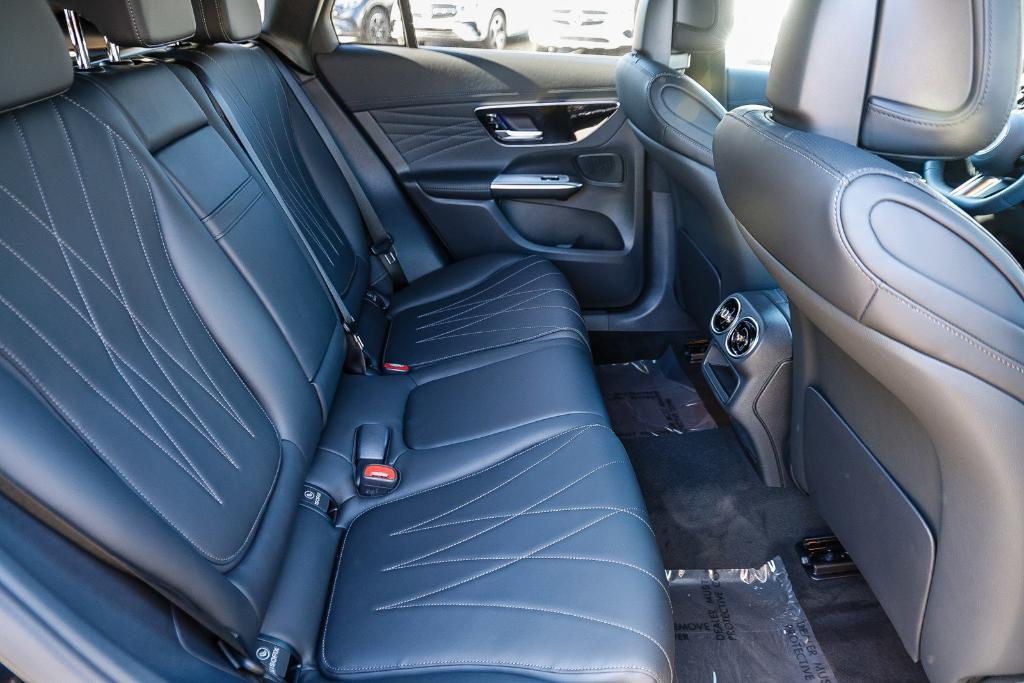 new 2026 Mercedes-Benz GLC 300 car, priced at $62,225