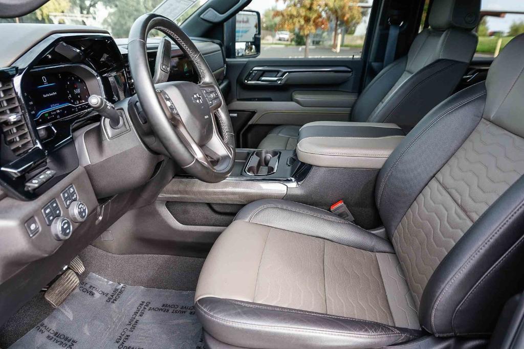 used 2024 Chevrolet Silverado 2500 car, priced at $72,990