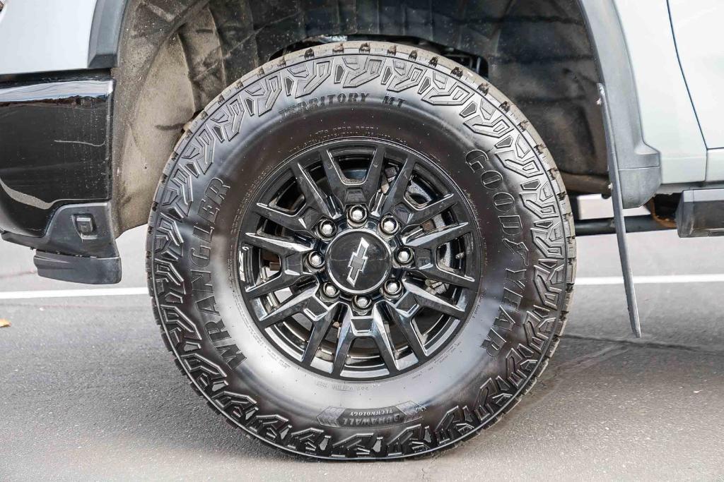 used 2024 Chevrolet Silverado 2500 car, priced at $72,990