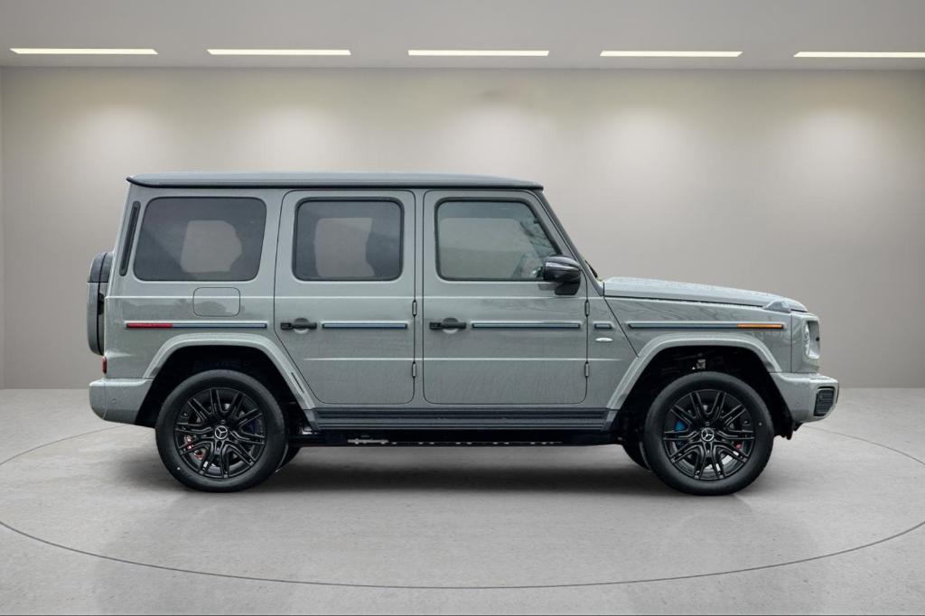new 2025 Mercedes-Benz G-Class car, priced at $192,545
