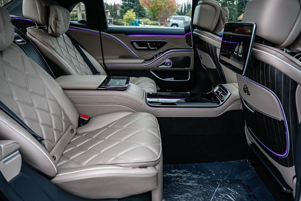 new 2025 Mercedes-Benz Maybach S 680 car, priced at $342,250