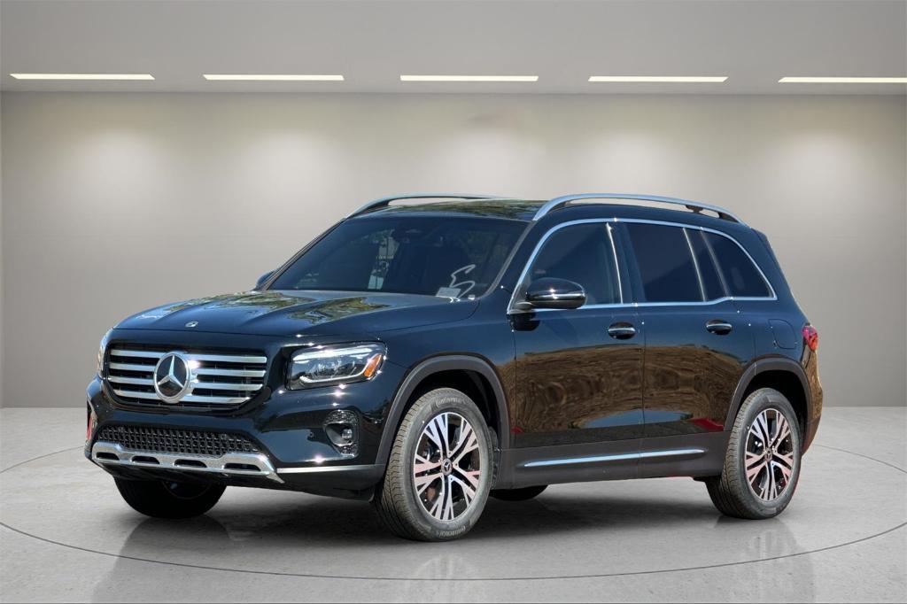 new 2024 Mercedes-Benz GLB 250 car, priced at $51,215
