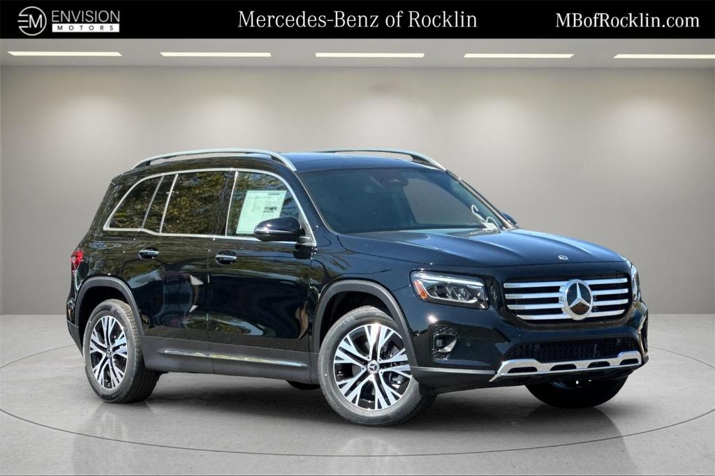 new 2024 Mercedes-Benz GLB 250 car, priced at $51,215