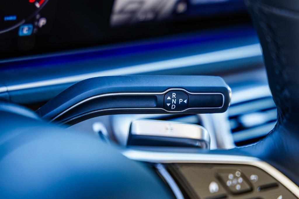 new 2026 Mercedes-Benz GLE 450 car, priced at $77,935