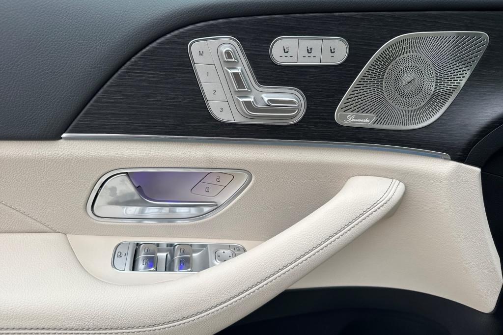 new 2026 Mercedes-Benz GLS 450 car, priced at $96,435