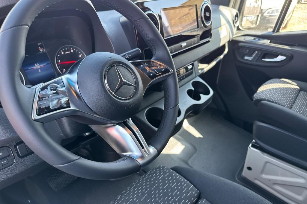 new 2025 Mercedes-Benz Sprinter 2500 car, priced at $63,897