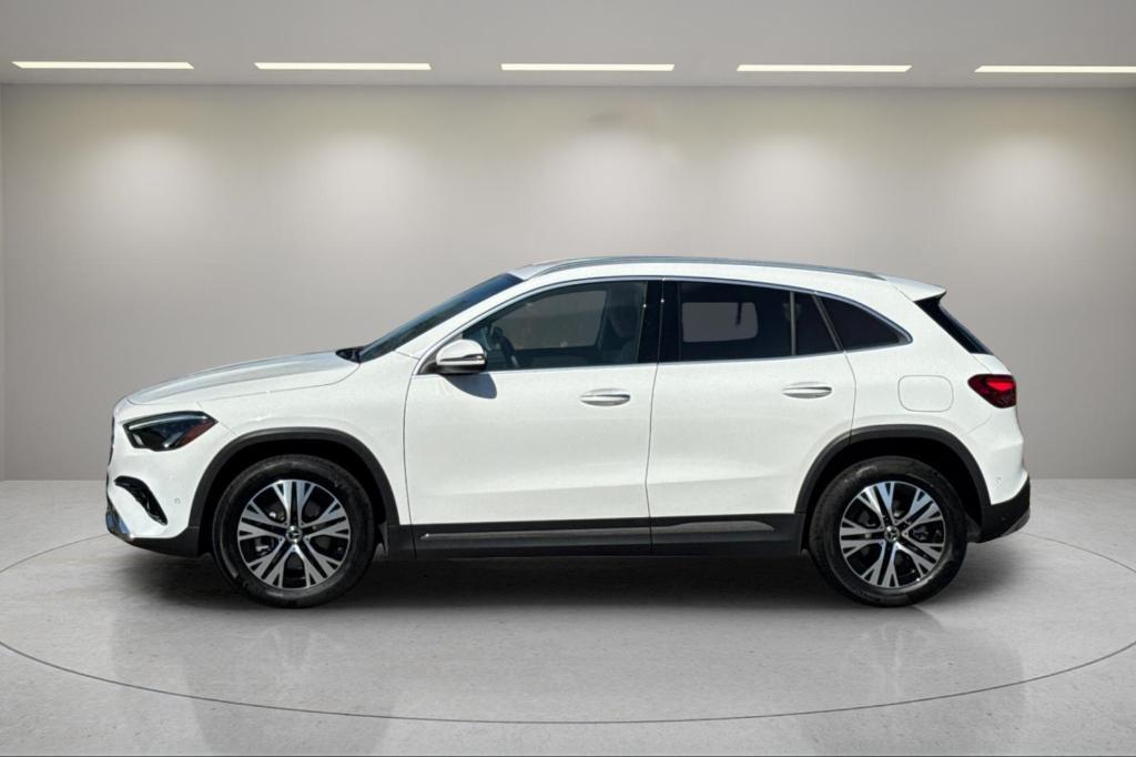 used 2025 Mercedes-Benz GLA 250 car, priced at $33,148