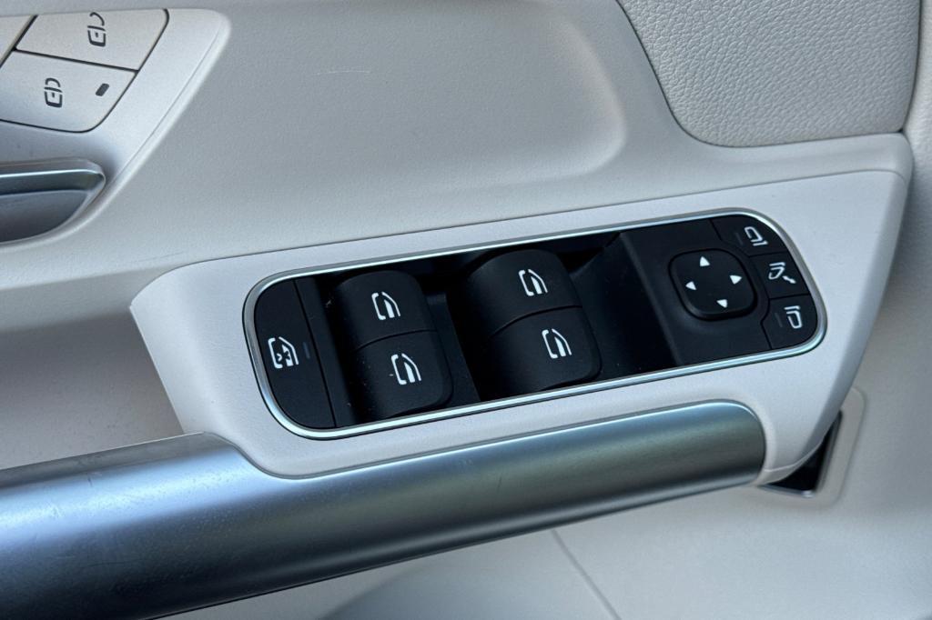 used 2025 Mercedes-Benz GLA 250 car, priced at $33,148