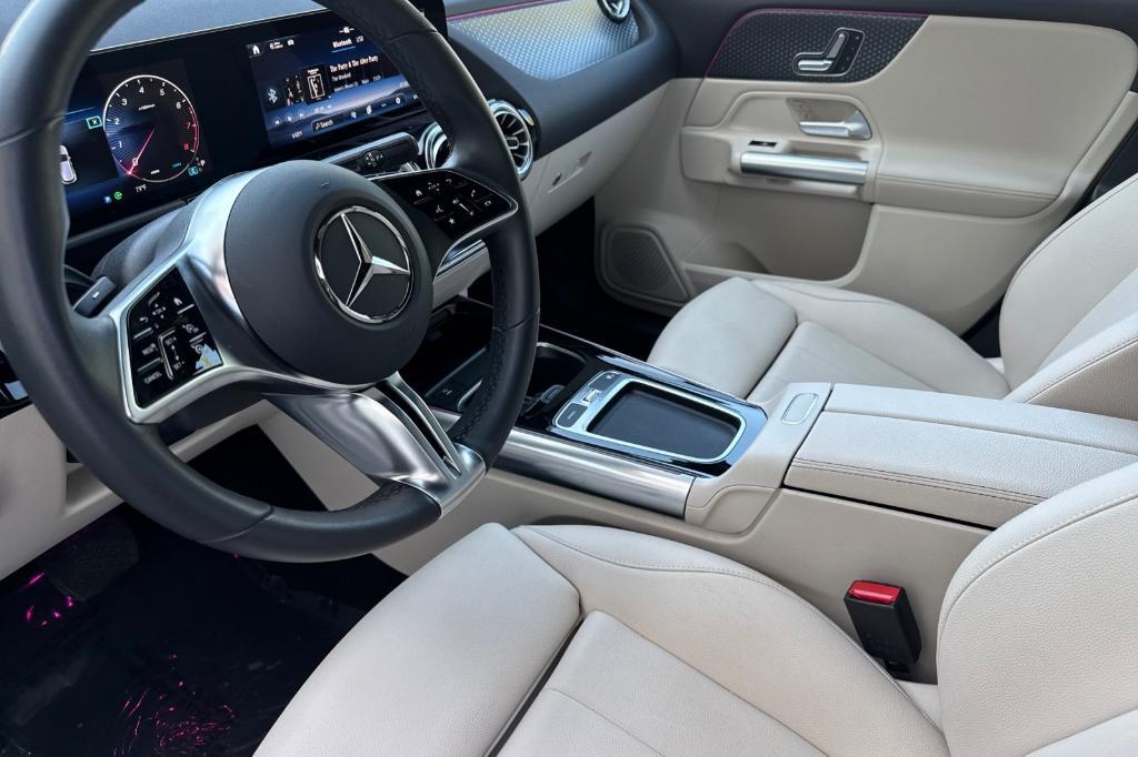 used 2025 Mercedes-Benz GLA 250 car, priced at $33,148