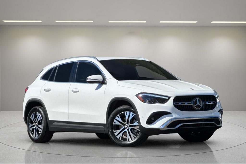 used 2025 Mercedes-Benz GLA 250 car, priced at $33,148