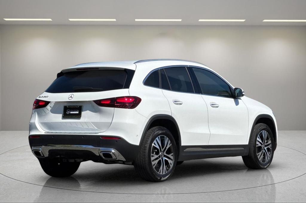 used 2025 Mercedes-Benz GLA 250 car, priced at $33,148