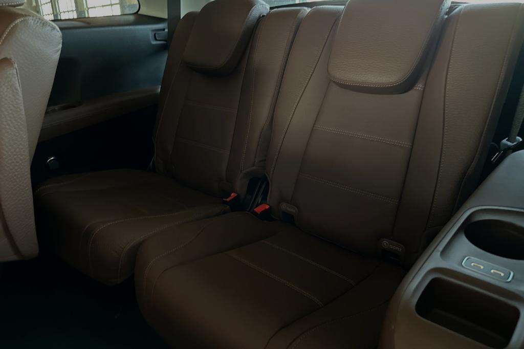 new 2024 Mercedes-Benz GLS 450 car, priced at $107,560