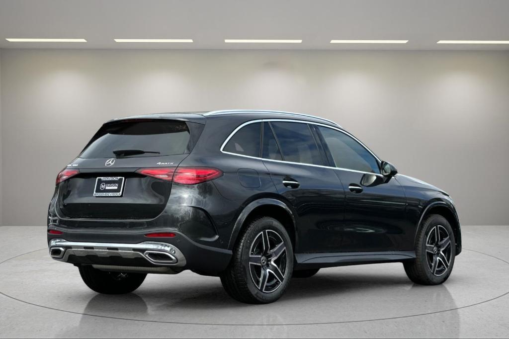 new 2025 Mercedes-Benz GLC 300 car, priced at $60,585