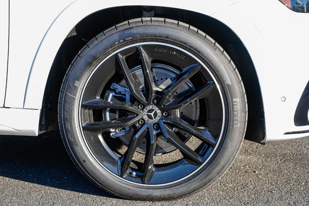 new 2026 Mercedes-Benz GLE 450 car, priced at $95,370