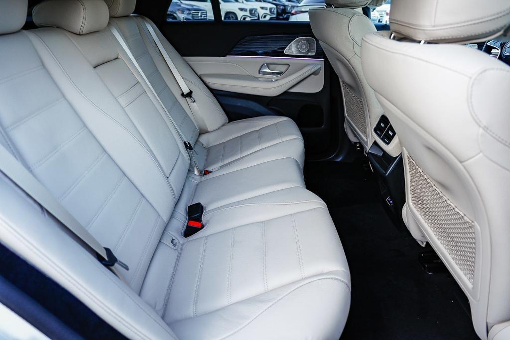 new 2026 Mercedes-Benz GLE 450 car, priced at $95,370