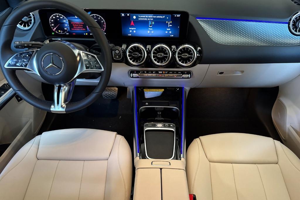 new 2025 Mercedes-Benz GLA 250 car, priced at $46,195