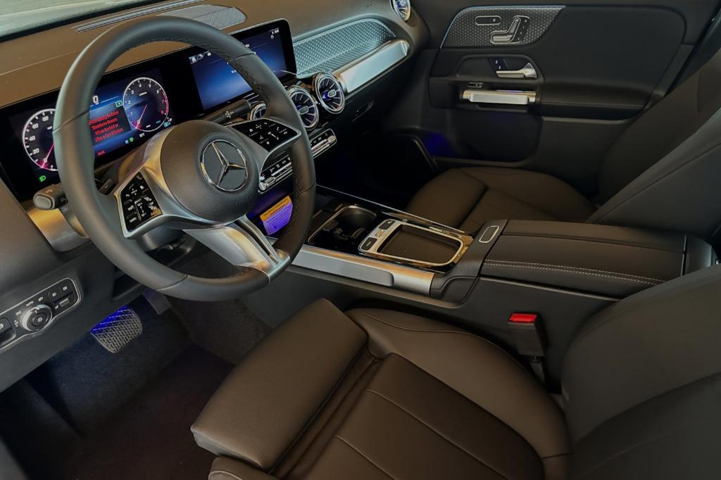 used 2024 Mercedes-Benz GLB 250 car, priced at $37,777