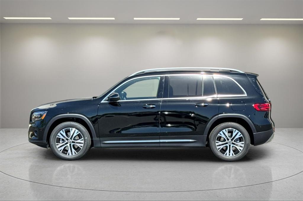 used 2024 Mercedes-Benz GLB 250 car, priced at $37,777