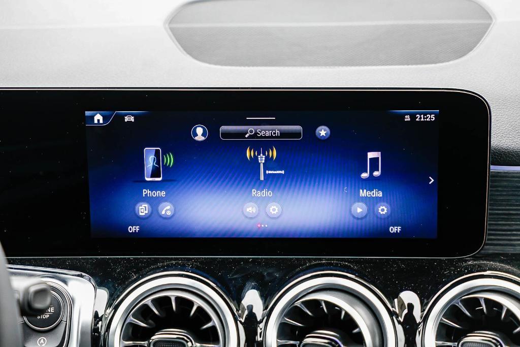 new 2026 Mercedes-Benz GLB 250 car, priced at $53,465