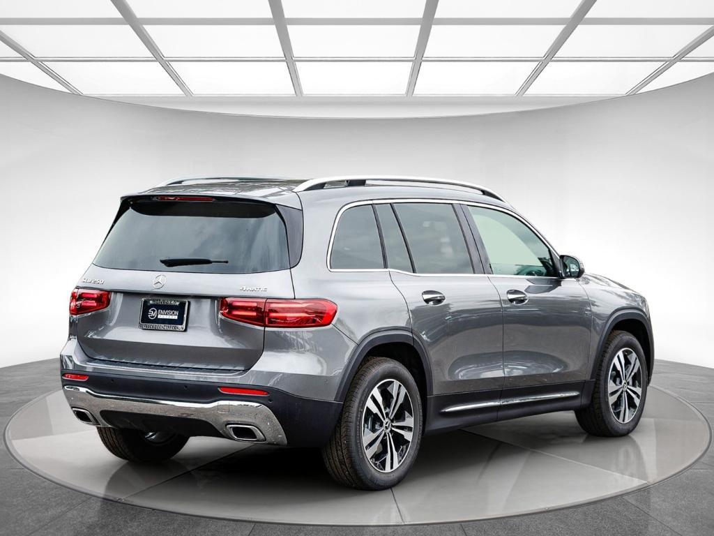 new 2026 Mercedes-Benz GLB 250 car, priced at $53,465