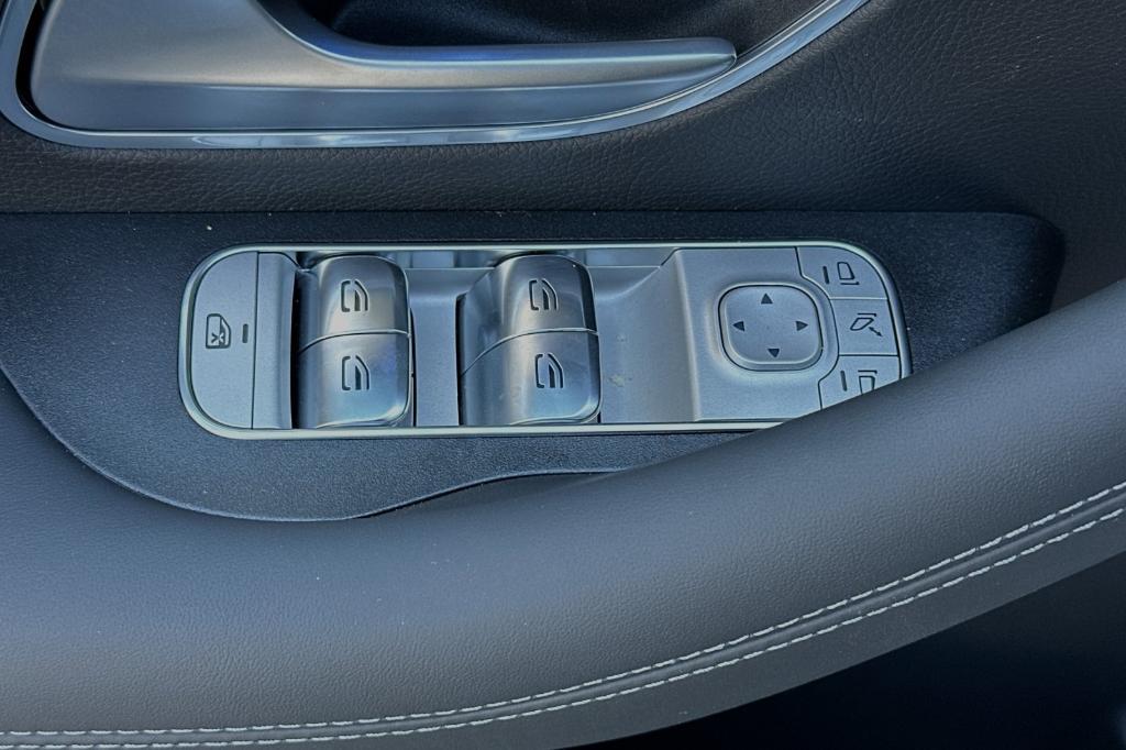new 2025 Mercedes-Benz AMG GLE 53 car, priced at $96,695