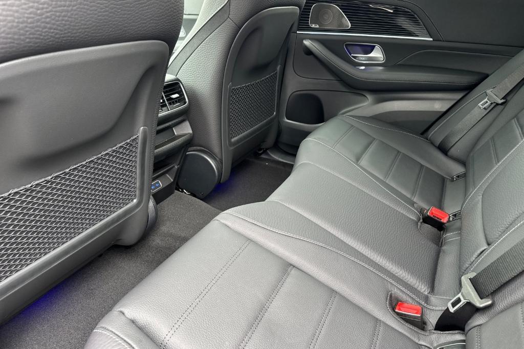 new 2026 Mercedes-Benz GLE 450 car, priced at $82,345