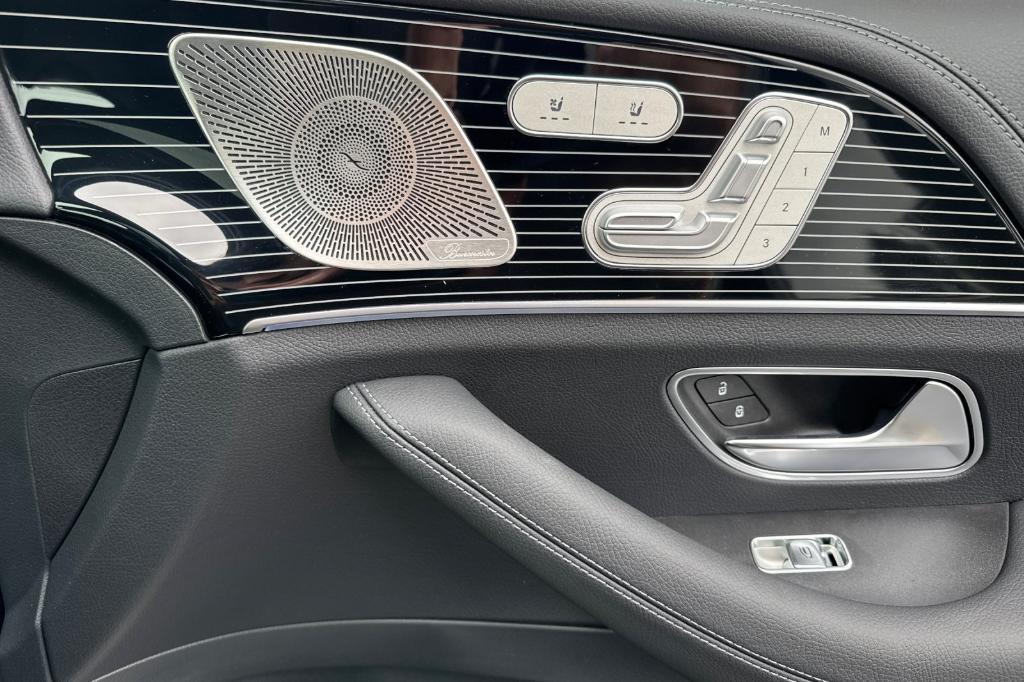 new 2026 Mercedes-Benz GLE 450 car, priced at $82,345