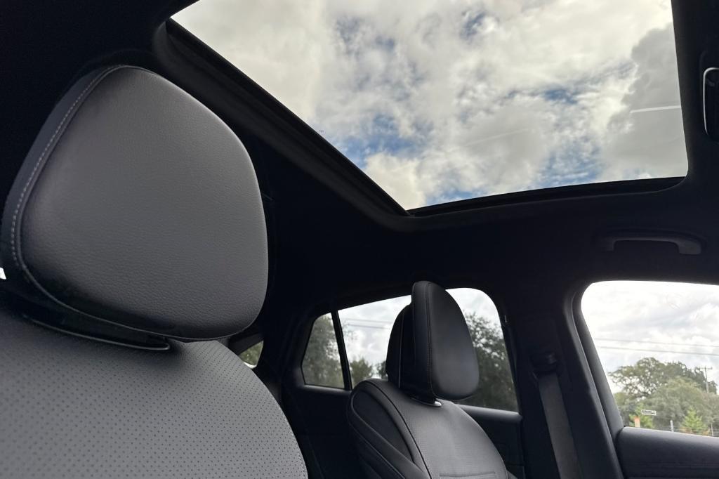 new 2026 Mercedes-Benz GLC 300 car