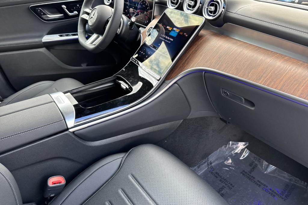 new 2026 Mercedes-Benz GLC 300 car